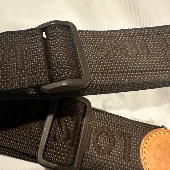 LV authentic canvas and leather adjustable strap - Picture 7 of 7